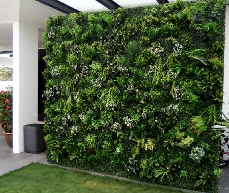 Vertical Garden Real Living Plants and Artificial Plant